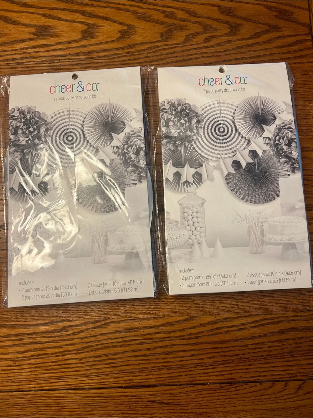 2 Silver Party Decoration Kit - 7 Piece